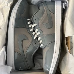 Jordan 1’s  Low 10.5
