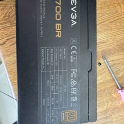 EVGA 700 BR, 80+ BRONZE 700W Power Supply
