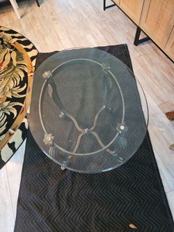 Wrought Iron Coffe/Accent Table
