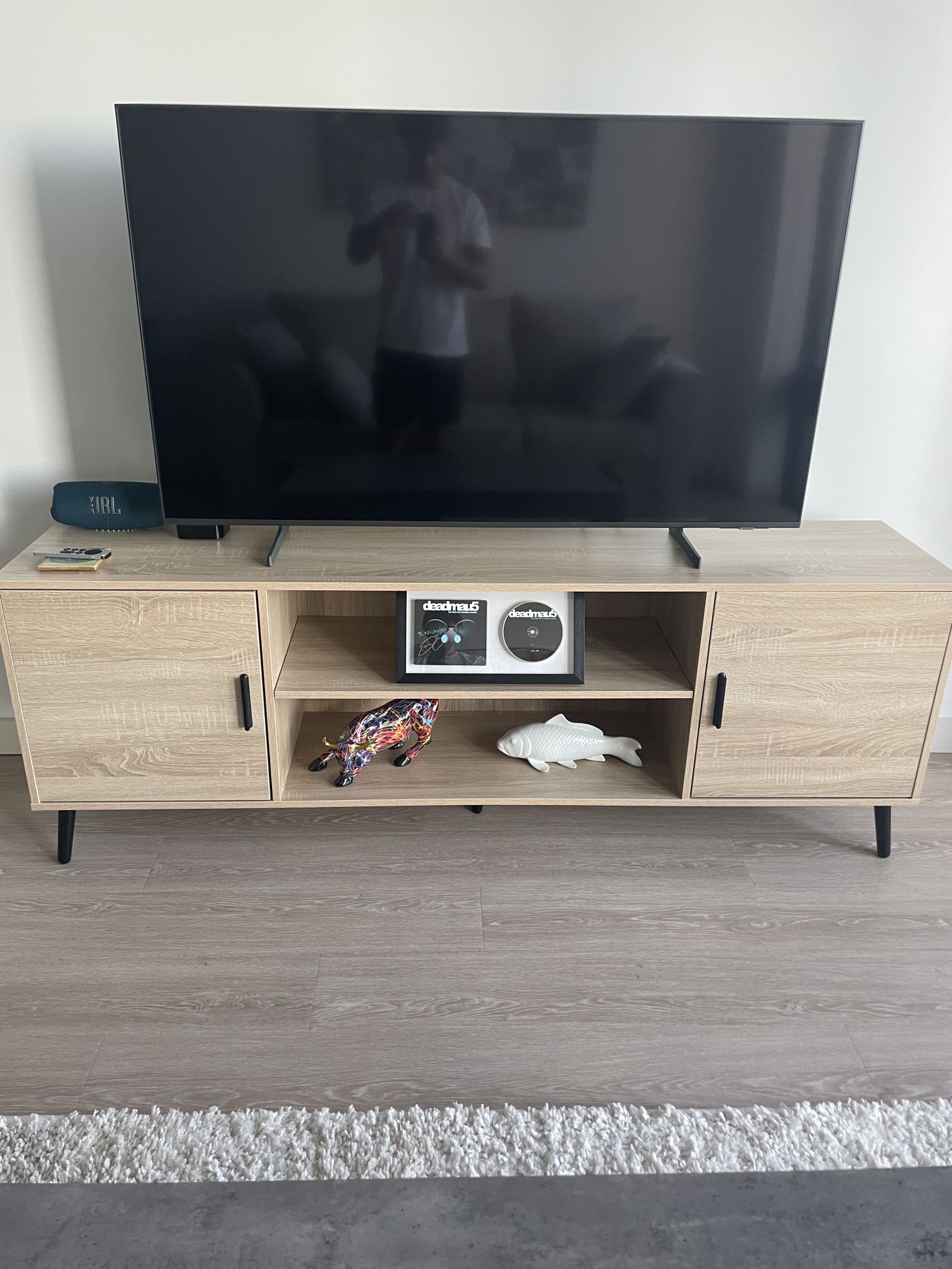TV stand