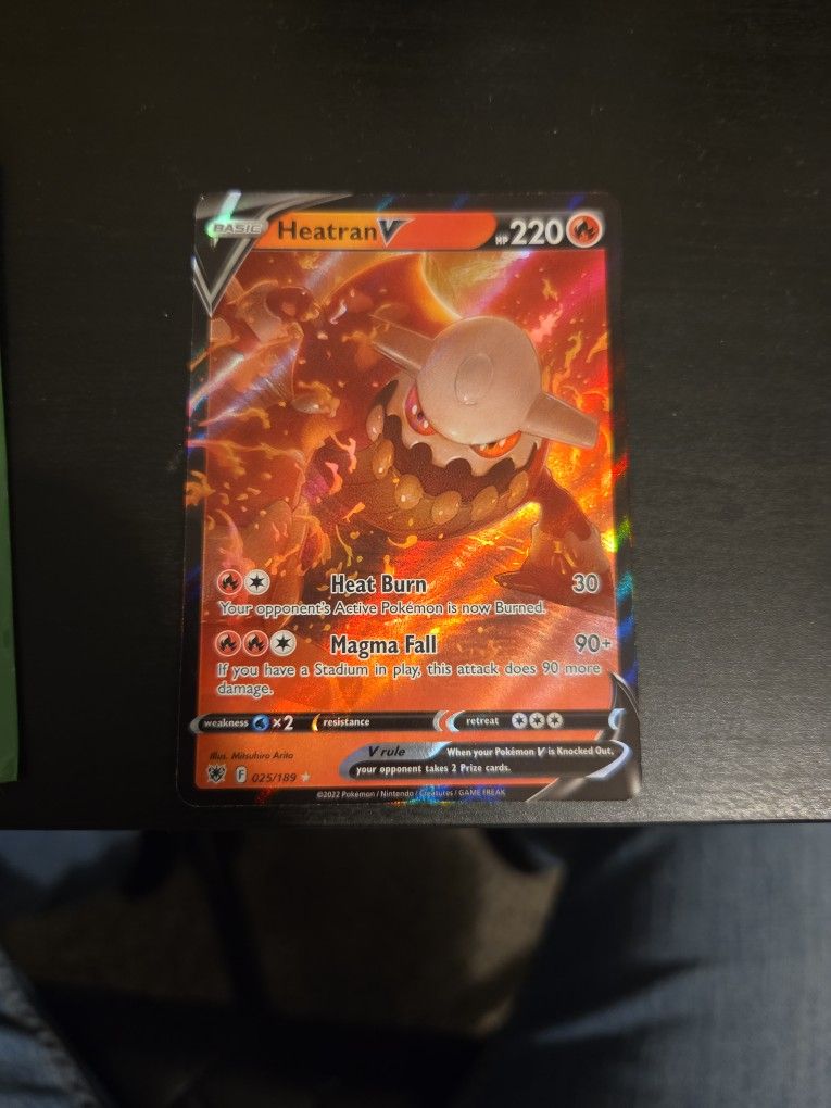 Heatran V Holographic Pokémon Card