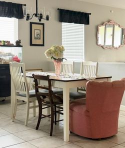 Table & 4 chairs