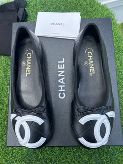 CHANEL CAMBON COCO BEACH 2026M BALLET FLATS BLACK LEATHER LARGE WHITE CC LOGO 38