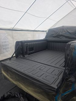 Raw Garage, Car painting, Bedliner, Paint Body Shop, frame pulling, dents, scratches, crashed cars, fix cars, paint cars, painting, paint shop, damage