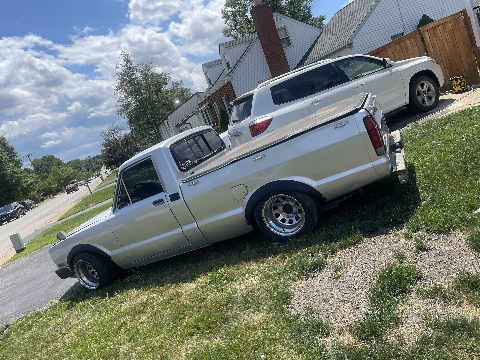 1982 Mazda B2000