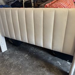 Headboard for queen bed