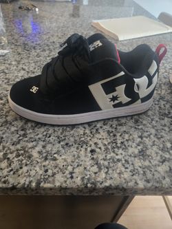 Dc Shoe 7.5 Men