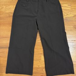 Sandro Sportswear Black Capris - Size 10