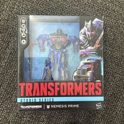 Transformers Studio Series Nemesis Prime 