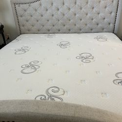 King Bed And Mattress