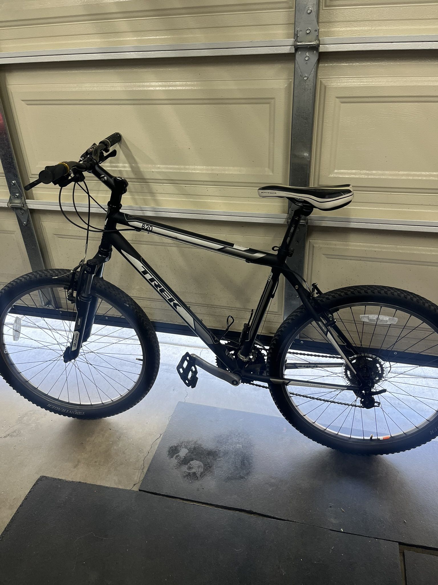 Trek Mountain Bike 820