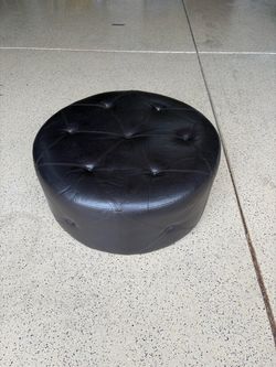 36” Round Leather Cocktail Ottoman / Coffee Table – Excellent Condition
