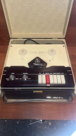 1950’s Bell Sound Systems Reel-to-Reel player recorder portable