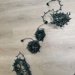 MINI GARAGE SALE !!! Women’s Clothes, Flat Screen TV, Lamp, Snowboard Jacket And Pants 