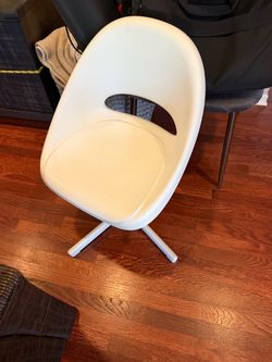 Toddler chair
