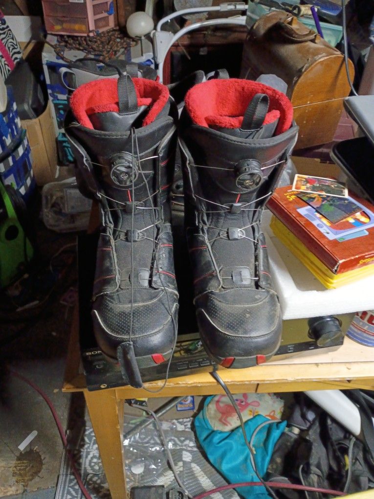 Saloman Size 11 boots 