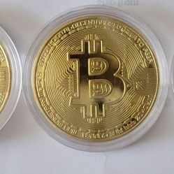 Lot Of 3x BITCOIN ROUNDS [24k Gold Over Copper] 2013 VERSION W/CASE