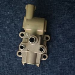 REPAIROCK Car Idle Air Control Valve for Toyota Camry 1 Replace No. IACV Idle Motor Idle Air Control Valve for Stable Engine Operati