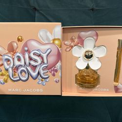 Marc Jacobs Daisy Love Perfume Gift Set