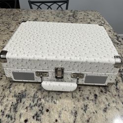 Bluetooth in/Out Suitcase Turntable