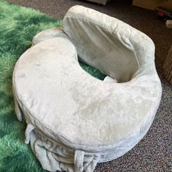 Baby Breast Feeding Pillow