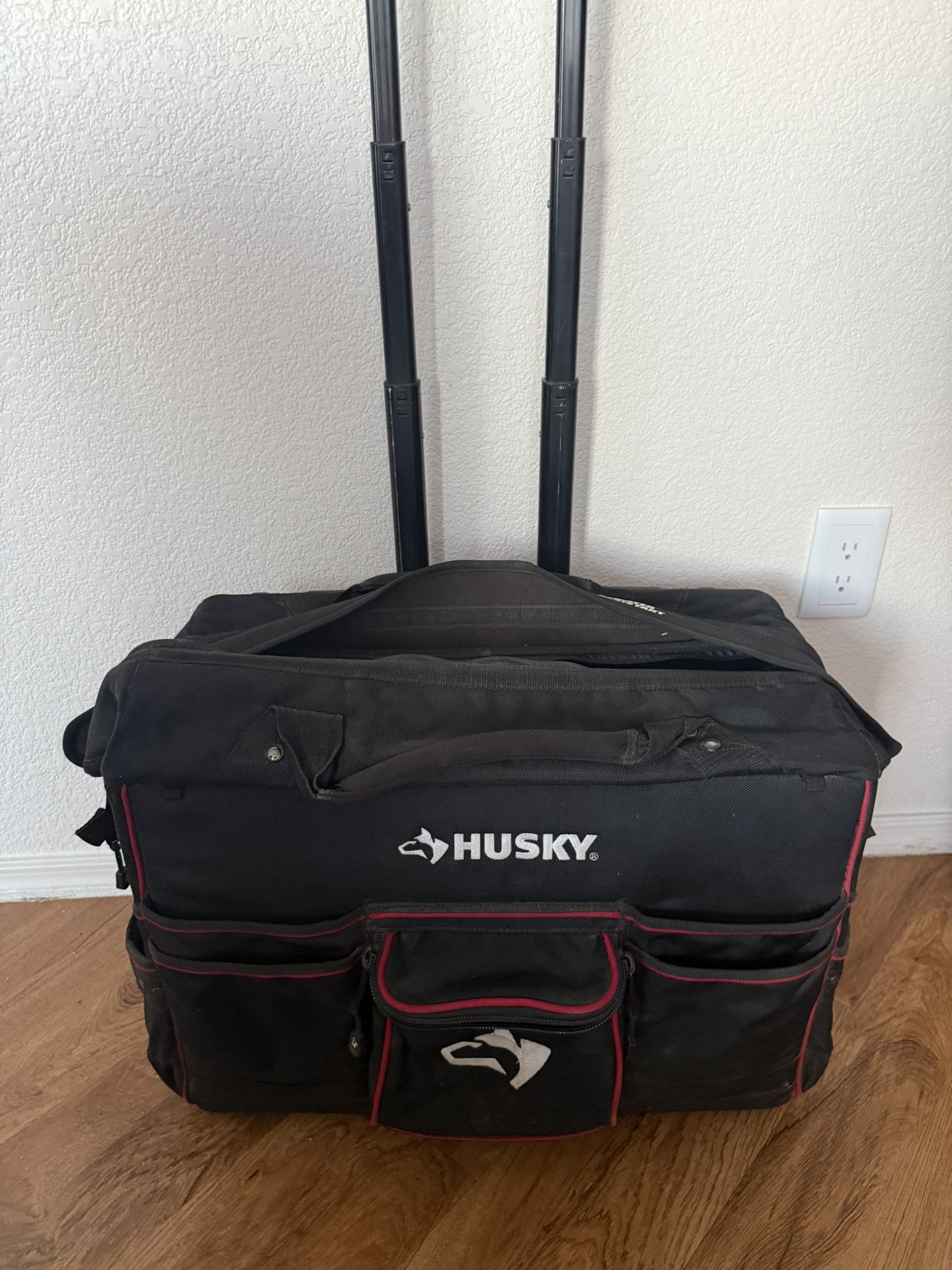 Husky Rolling Tool Bag