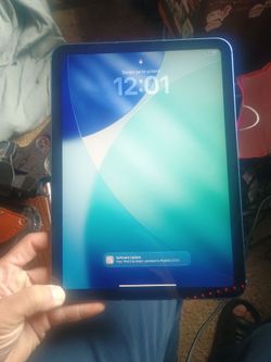 New iPad a16 cellular and wifi 128gb