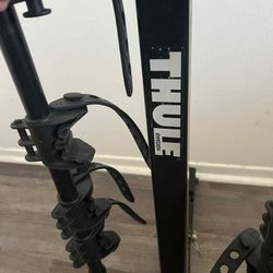 Bike rack thule .  4 bikes