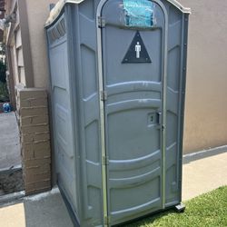 Portable Restrooms 