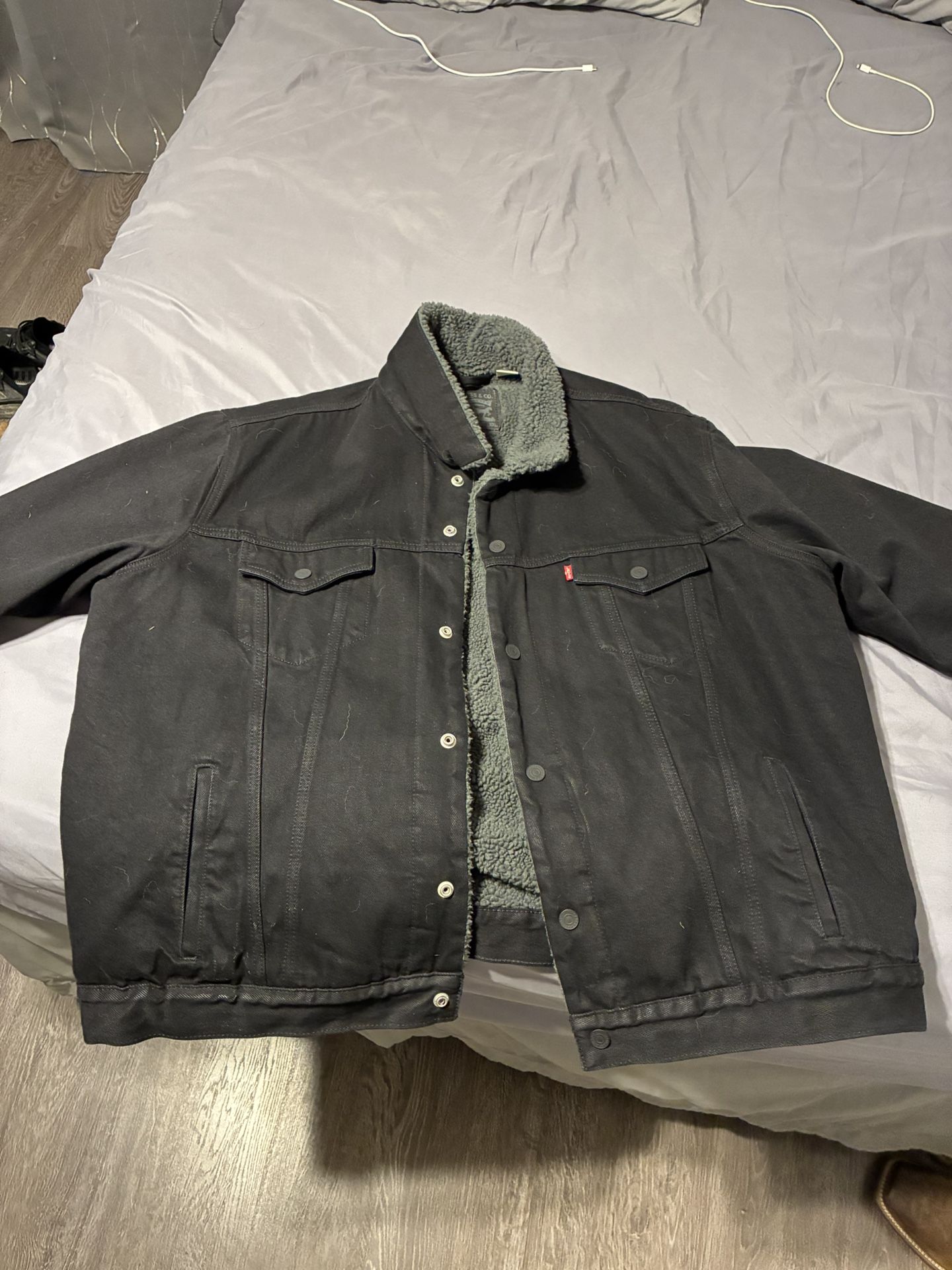 Black Men's Regular Fit Sherpa Denim Trucker Jacket