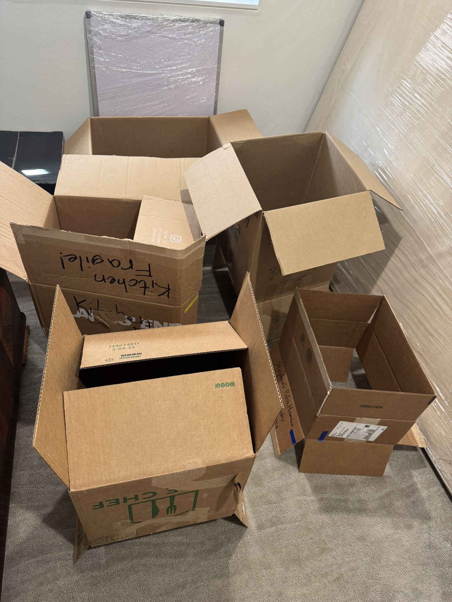 Free Moving Boxes