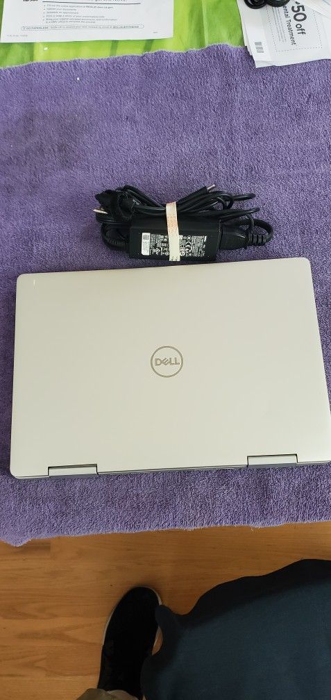 Dell Inspiron 7386 2in1 13.5in Touchscreen Windows 11 Laptop