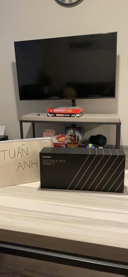 WTS NVIDIA - GeForce RTX 3080 Ti 12GB GDDR6X PCI Express 4.0 Graphics Card - Titanium and Black