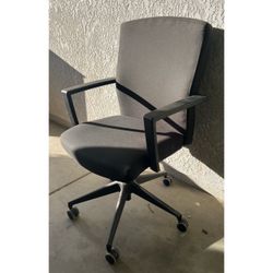 Black Fabric Office Chair with Armrests