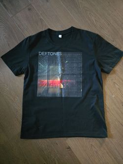 Deftones T-shirt (Medium)