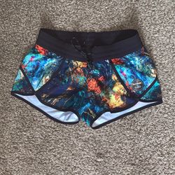 Dakine Women’s Shorts Size Small