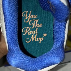 KD REAL MVP 4S SIZE 8 IN WOMEN