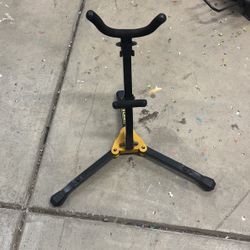 Saxophone Stand