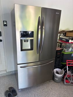Frigidaire fridge counter depth