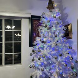 6 Ft New White Christmas Tree