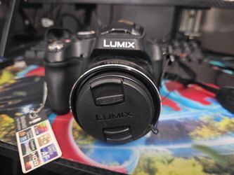 Panasonic Lumix DMC-F270 Camera