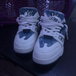 No Box But 550$  For Them Size 8