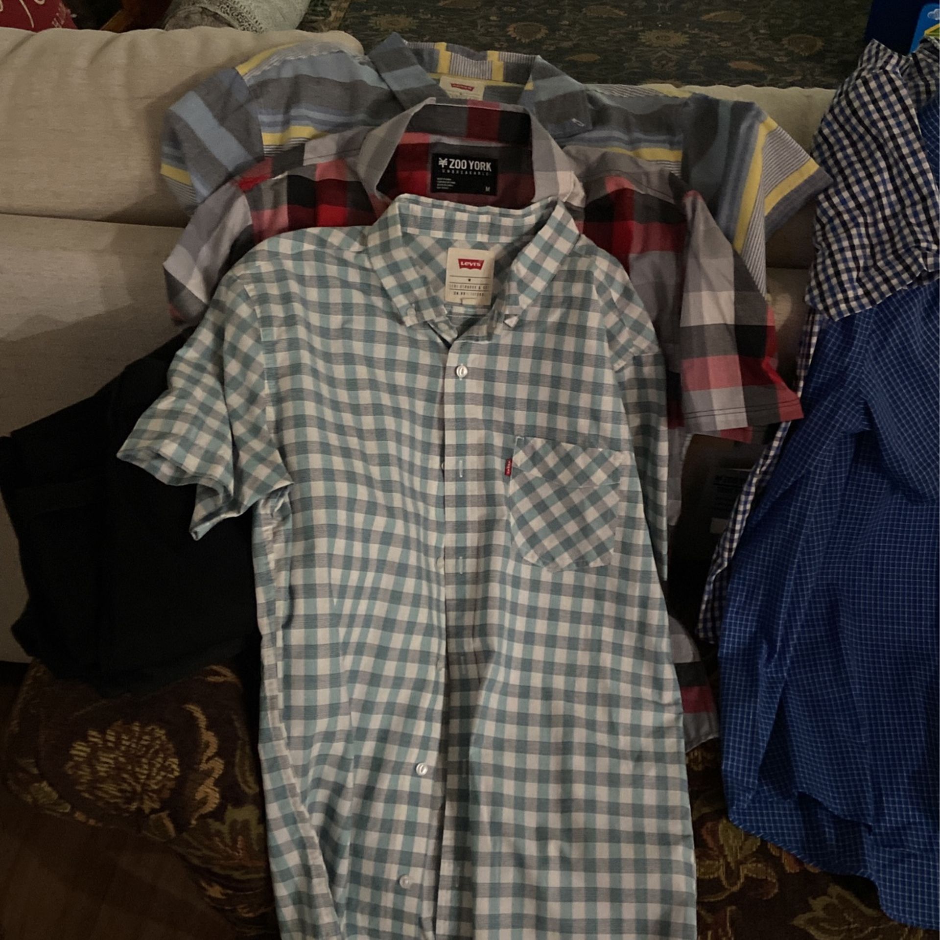 M/ Levi’s, Zoo York, Van Heiden 15-15