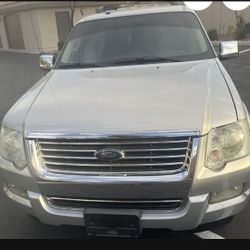 2010 Ford Explorer