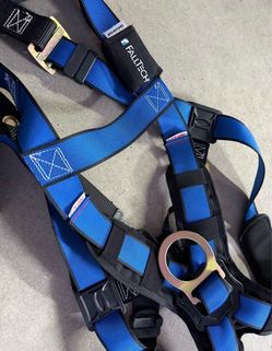 HARNESS - New Never used. FALLTECH UNIVERSAL