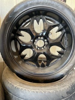 Black 22 inch wheels