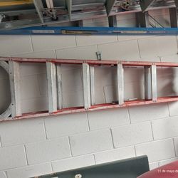 Stepladder 6' 