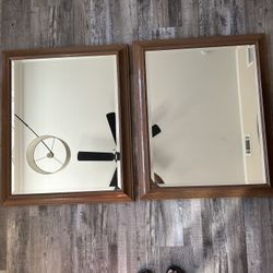 Set Of 2 Mirrors 29x35