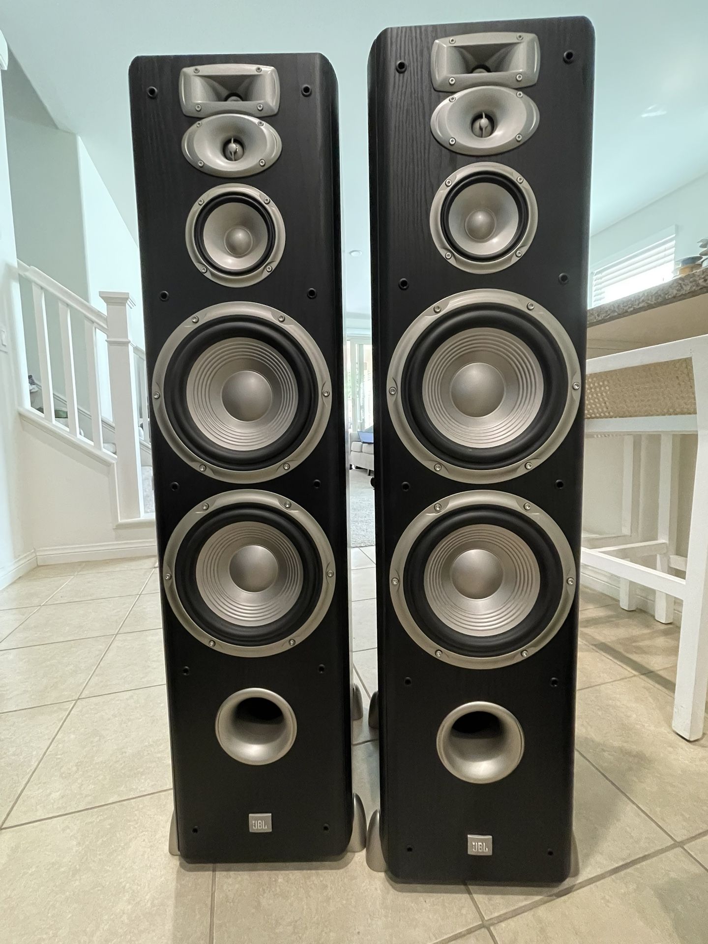 JBL Studio L Series 5.1 Surround Sound Speaker Set – Audiophile Quality