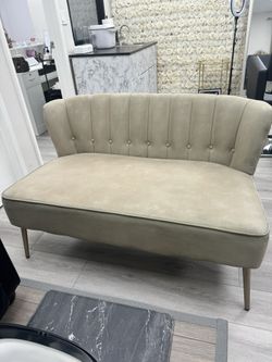 Love Seat/ Small Couch